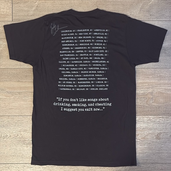 Brandi Carlile Authentically Autographed Black Graphic Concert Tour T-Shirt - Picture 1 of 4